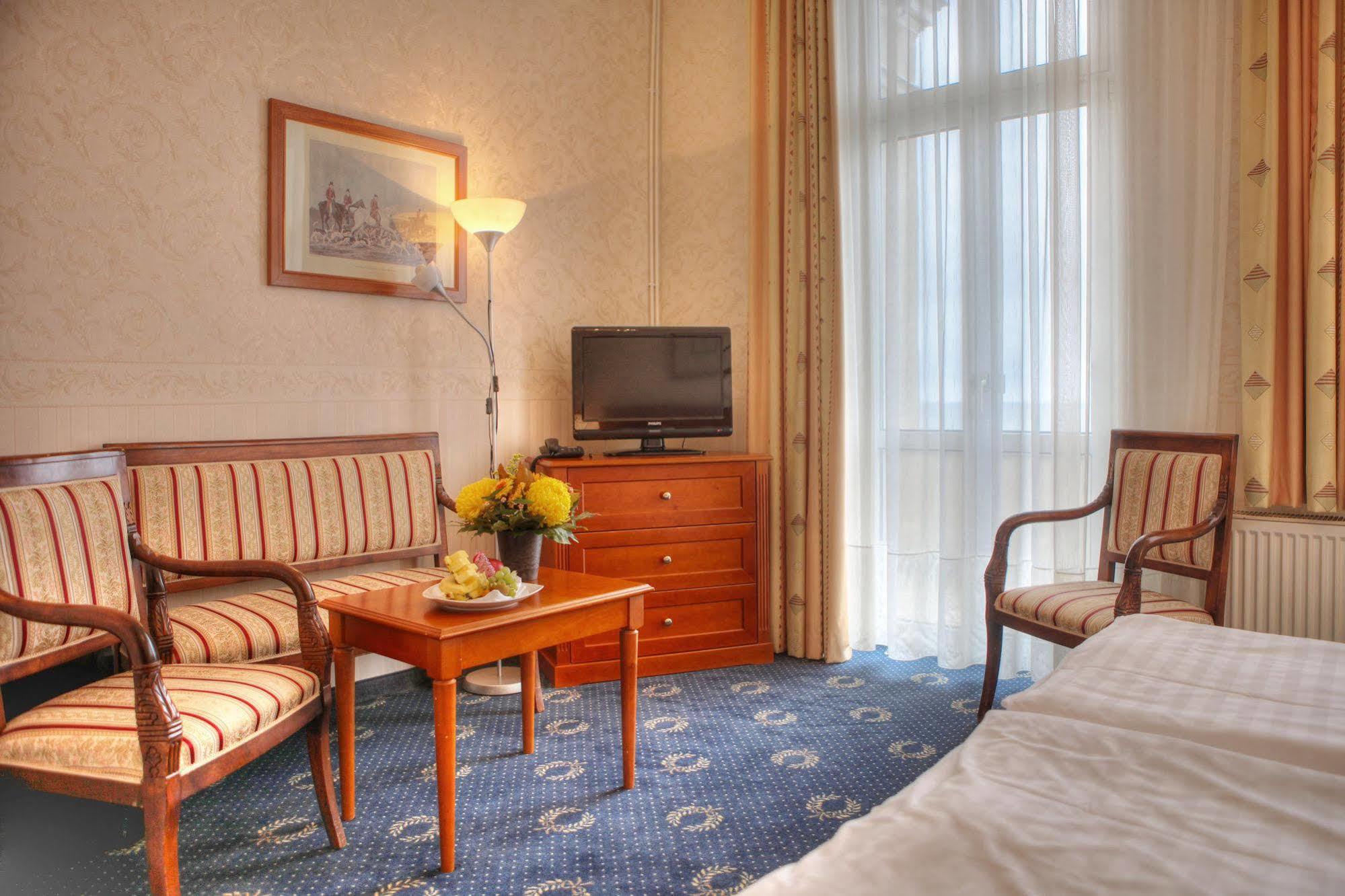Seetelhotel Strandhotel Atlantic Χέρινγκσντορφ Εξωτερικό φωτογραφία